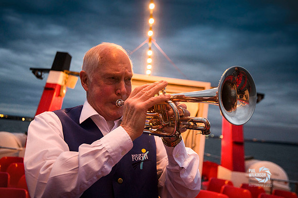 Maid of the forth jazz and folk music cruises