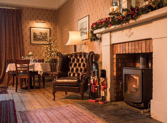 Black Bull Hotel , Lauder